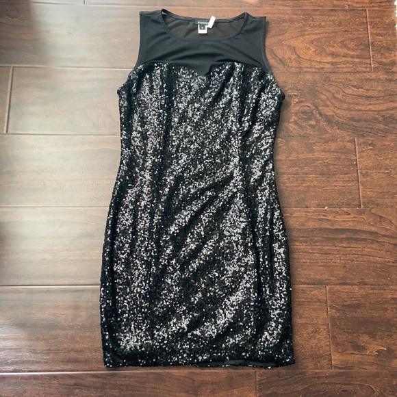 Nikibiki Black Sequin Cocktail Dress - Picture 5 of 7
